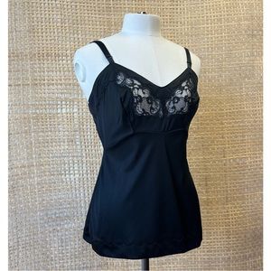 Vintage RICHFORM size Medium Black Lace Detail Camisole